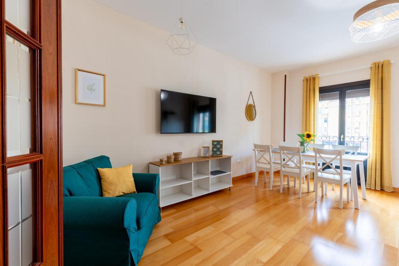 Center Of Seville! Luxury Apartment In Sevillian Manor House! Екстериор снимка